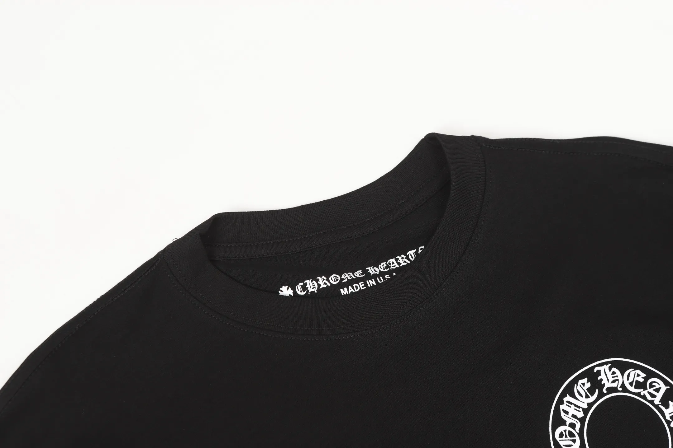 P150 -Chrome Hearts/Chrome Hearts 23ss scroll simple Sanskrit letters popular long-sleeved T-shirt -High weight, high density and high quality. The wool is soft, delicate and skin-friendly. It feels soft and silky. It has excellent warmth and skin-friendly properties.